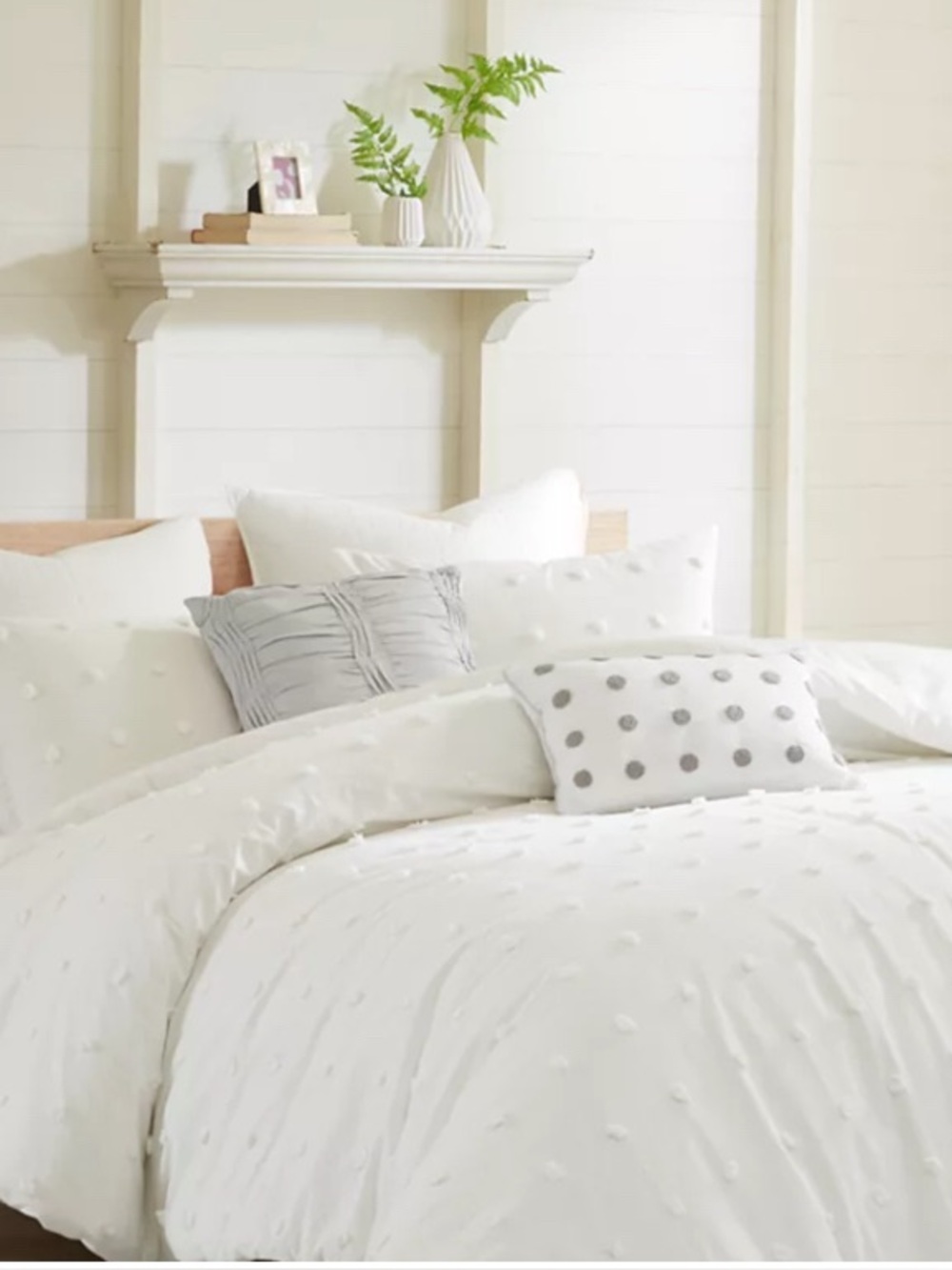Urban Habitat Full/Queen 3-PC Duvet Set Cotton Jacquard Tufts Shabby Chic Ivory